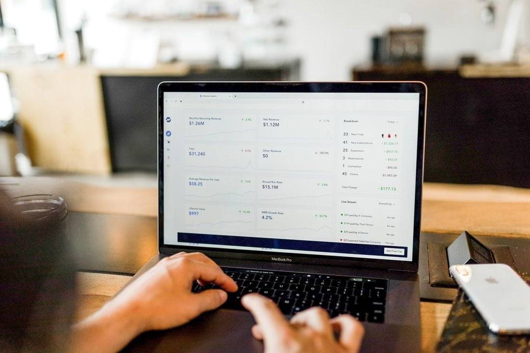 Get $7,500 from the Government of BC to launch your business online! Get $7,500 from the Government of BC to launch your business online!